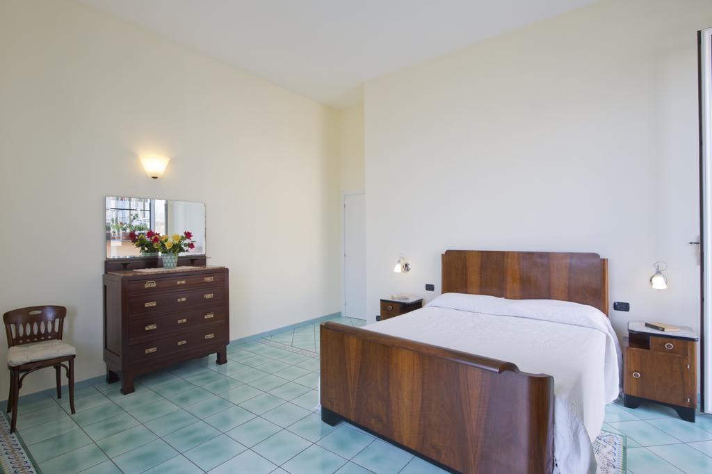 Palazzo Della Monica Apartman Vietri Szoba fotó